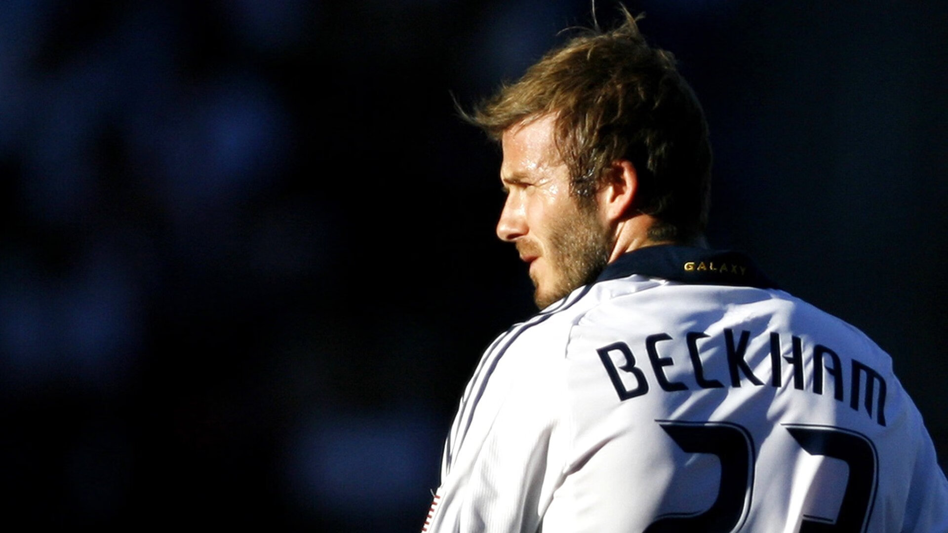 篮球精神成为中国青年的动力源泉，篮球运动精神的诠释